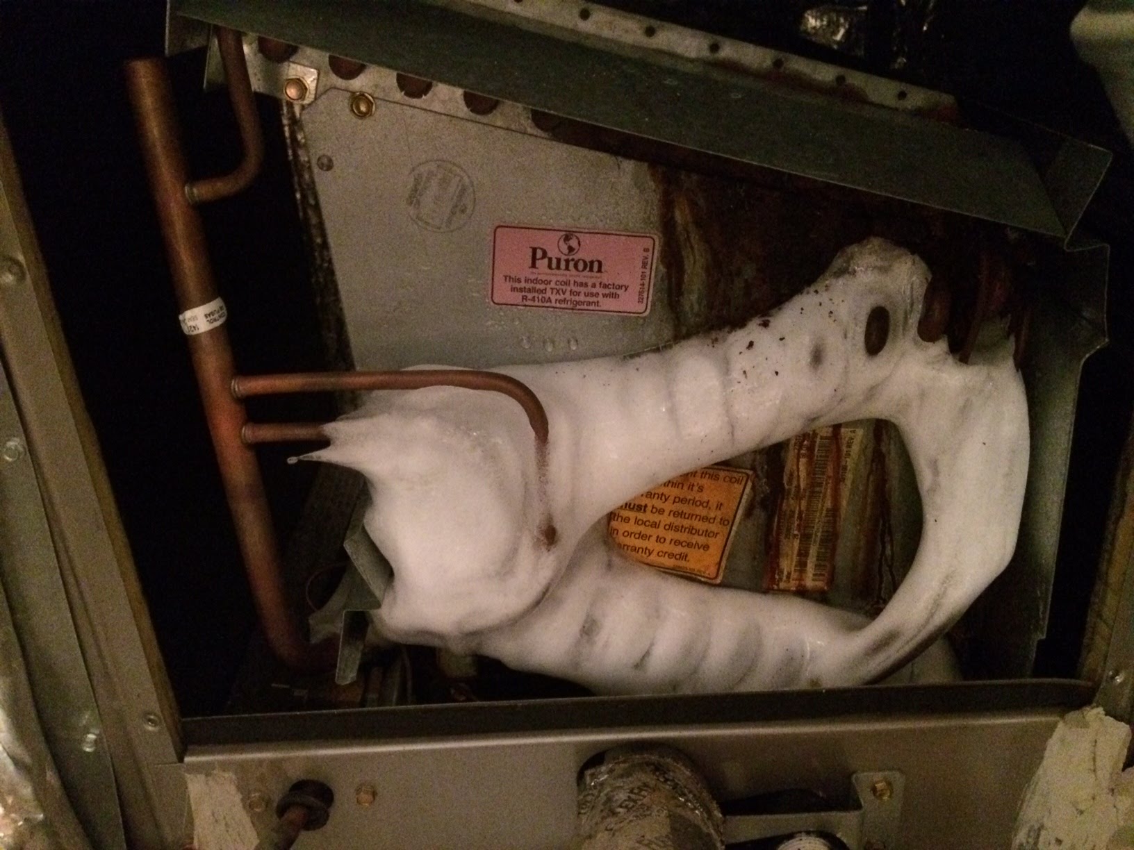 Is Your HVAC Unit Leaking Refrigerant?